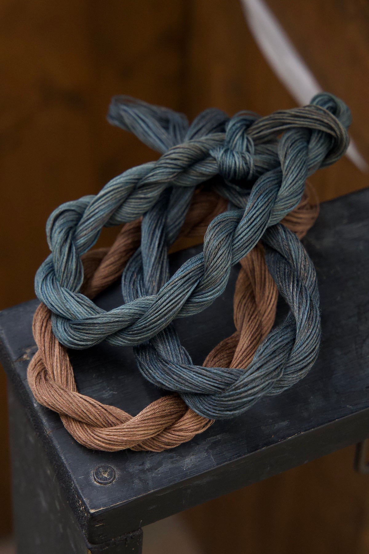 刺し子糸 柿渋染 藍重ね 合太 40m