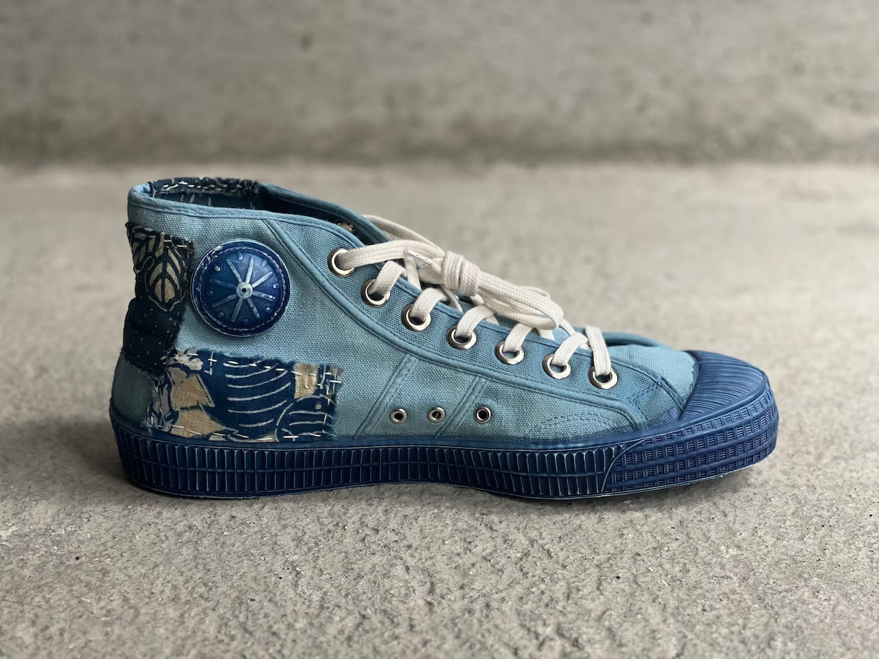 Czech Military Training Shoes <Indigo-dyed> <Dead Stock>