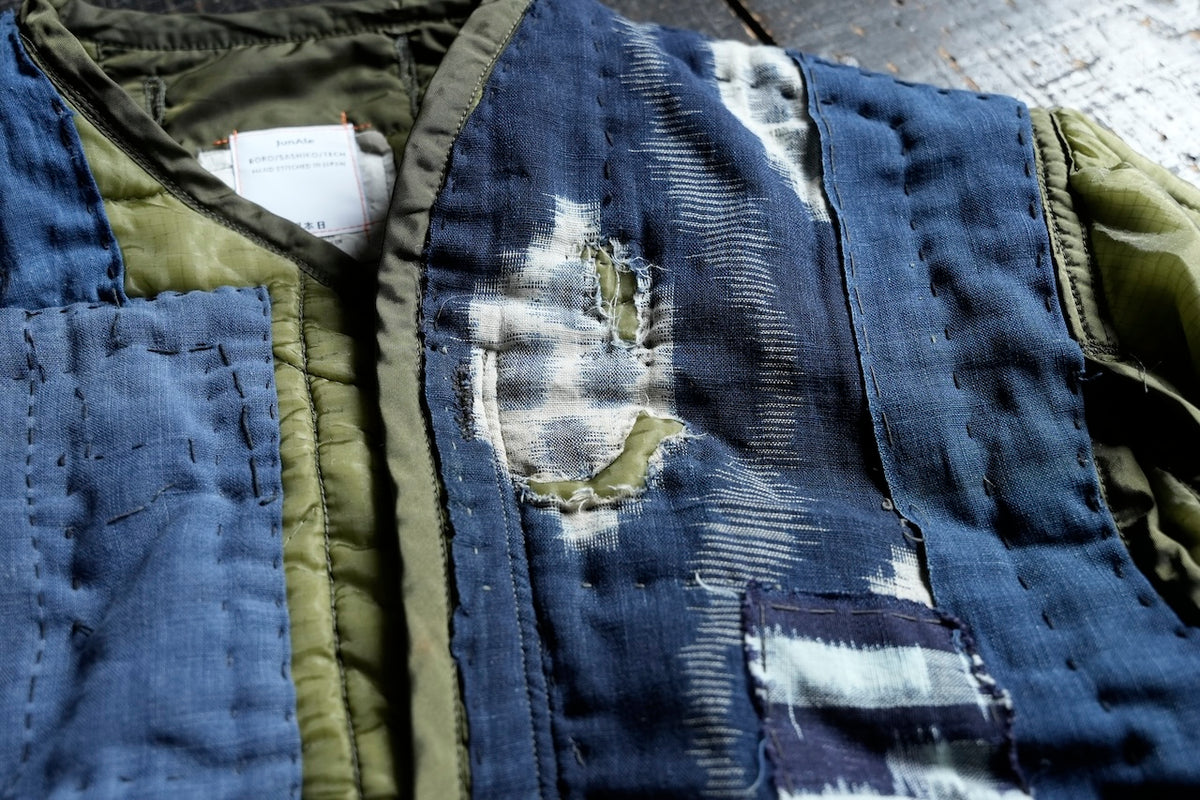 B. M. L. JACKET LOT15