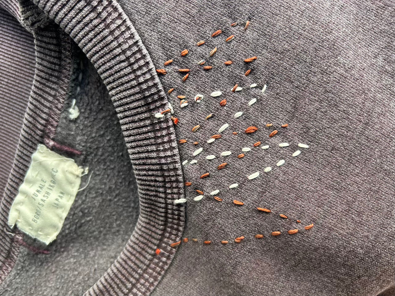 SASHIKO ZIGZAG SWEAT TOP